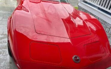 Unknown-Corvette-1974-Red