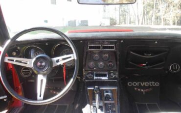 Unknown-Corvette-1974-Red-4