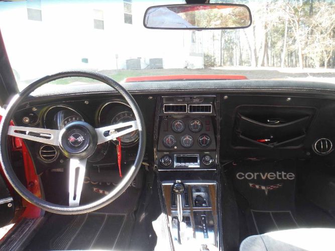 Unknown-Corvette-1974-Red-4