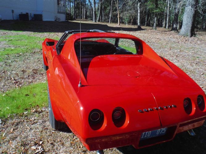 Unknown-Corvette-1974-Red-6