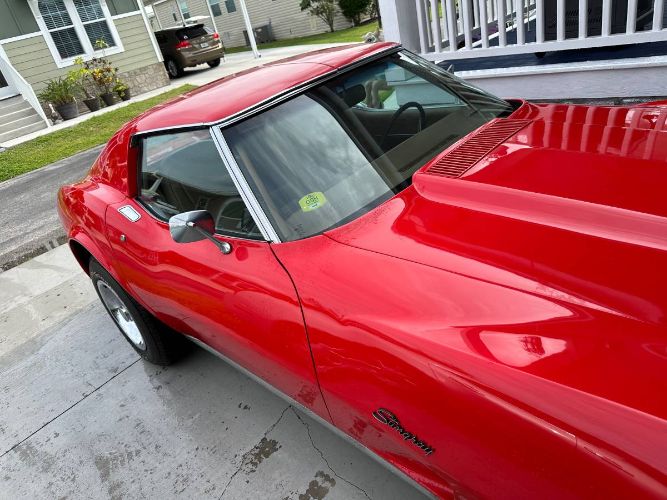 Unknown-Corvette-1974-Red-9