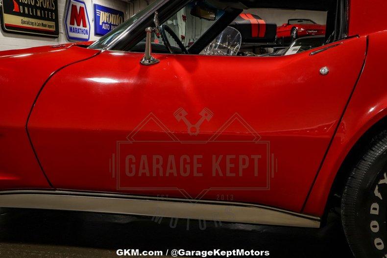 Unknown-Corvette-1974-Red-Black-13