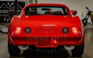 Unknown-Corvette-1974-Red-Black-19