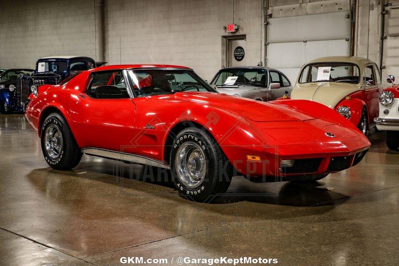 Unknown-Corvette-1974-Red-Black-3
