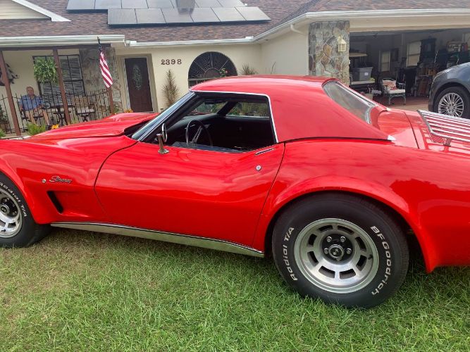 Unknown-Corvette-1974-Red-Black-4