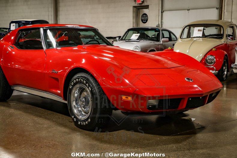 Unknown-Corvette-1974-Red-Black-4