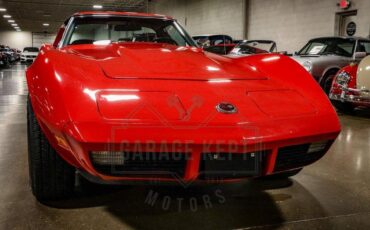 Unknown-Corvette-1974-Red-Black-8