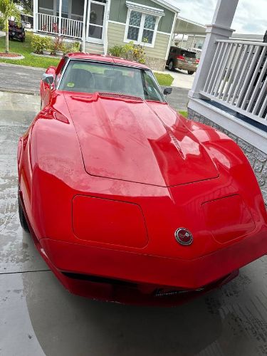 Unknown-Corvette-1974-Red