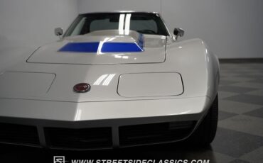 Unknown-Corvette-1974-Silver-Black-26