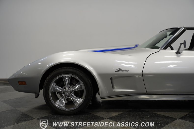 Unknown-Corvette-1974-Silver-Black-30