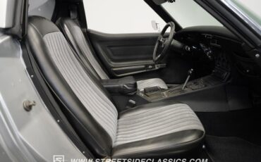 Unknown-Corvette-1974-Silver-Black-47