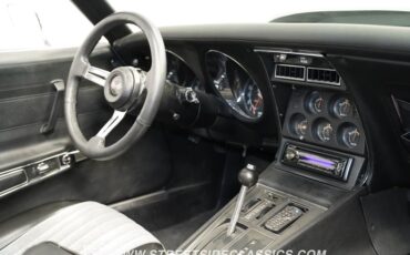 Unknown-Corvette-1974-Silver-Black-49