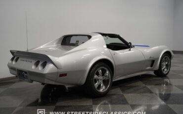 Unknown-Corvette-1974-Silver-Black-5