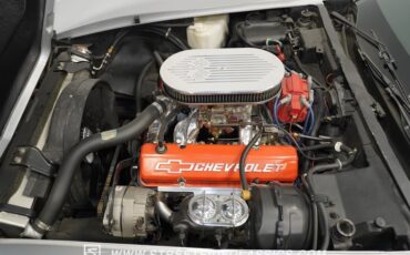 Unknown-Corvette-1974-Silver-Black-9