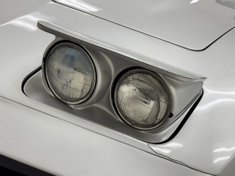 Unknown-Corvette-1974-Silver-Mist-Metallic-Silver-19