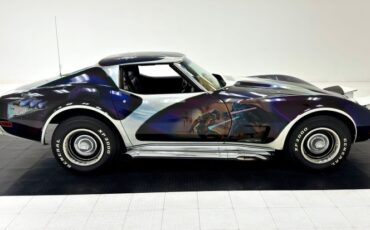 Unknown-Corvette-1974-White-Black-20