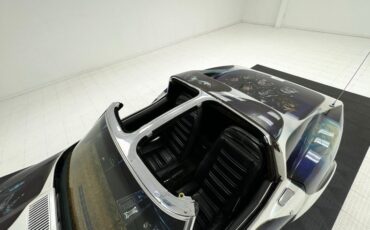 Unknown-Corvette-1974-White-Black-26