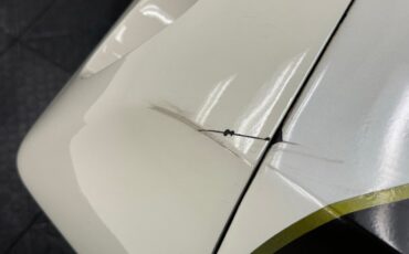 Unknown-Corvette-1974-White-Black-39