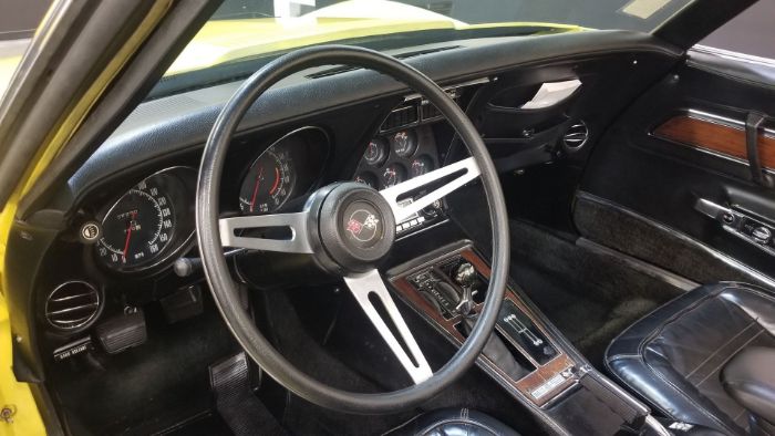Unknown-Corvette-1974-Yellow-22
