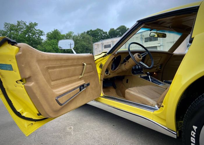 Unknown-Corvette-1974-Yellow-22