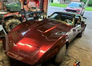 Unknown-Corvette-1974-Yellow