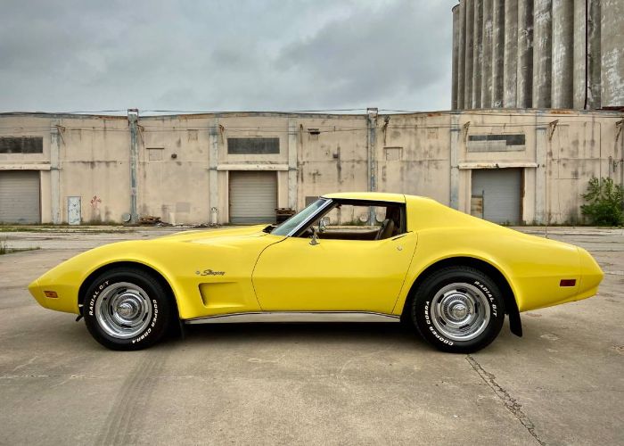 Unknown-Corvette-1974-Yellow-6