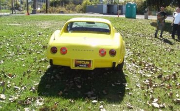Unknown-Corvette-1975-10