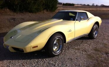 Unknown-Corvette-1975