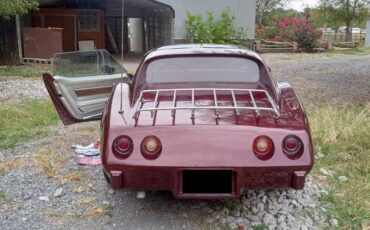 Unknown-Corvette-1975