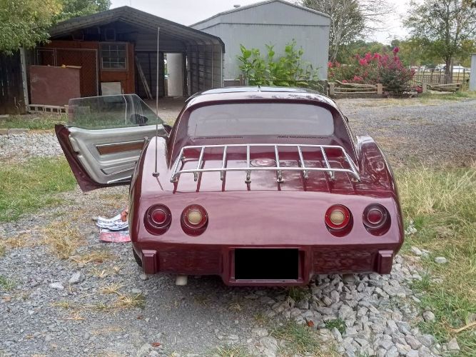 Unknown-Corvette-1975