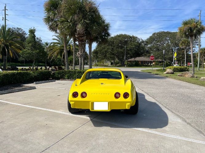 Unknown-Corvette-1975