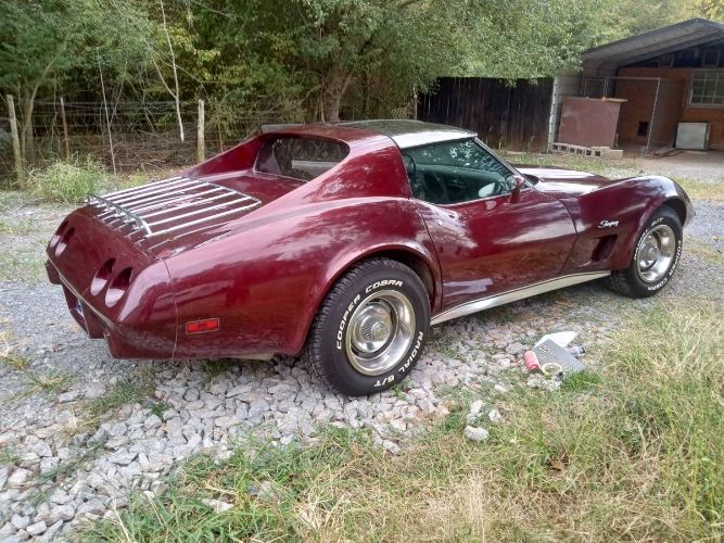 Unknown-Corvette-1975-2