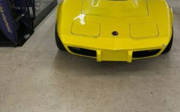 Unknown-Corvette-1975-7