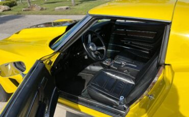 Unknown-Corvette-1975-9