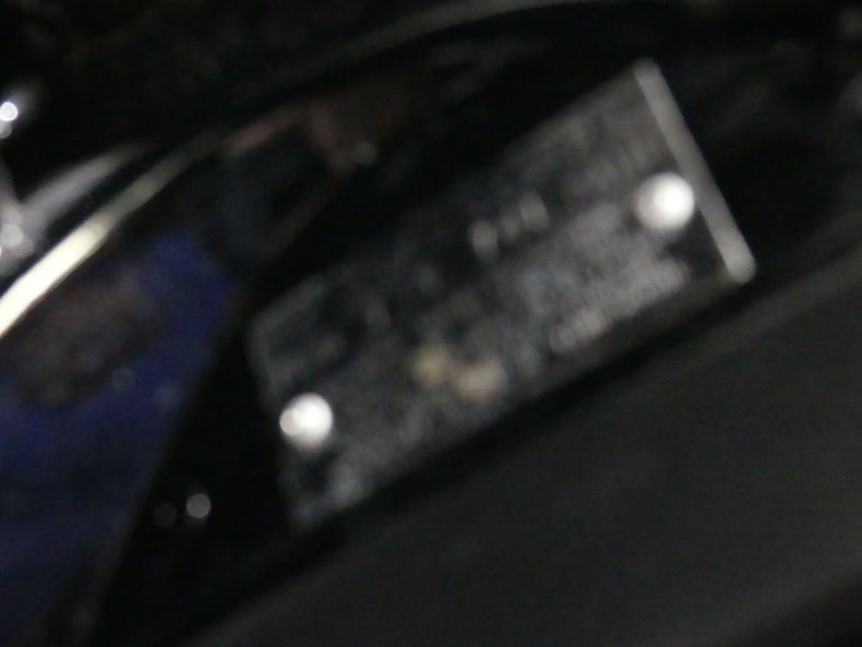 Unknown-Corvette-1975-Black-Black-and-Red-37
