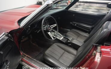 Unknown-Corvette-1975-Dark-Red-Metallic-Black-10