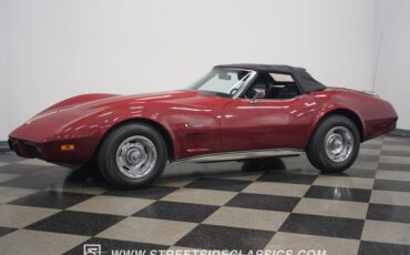Unknown-Corvette-1975-Dark-Red-Metallic-Black-13