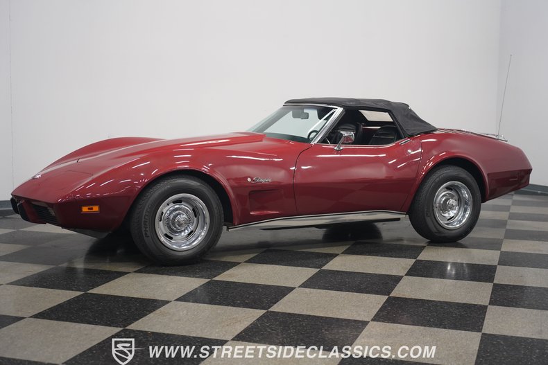 Unknown-Corvette-1975-Dark-Red-Metallic-Black-13