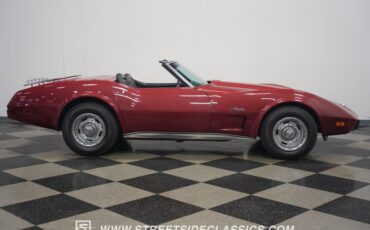 Unknown-Corvette-1975-Dark-Red-Metallic-Black-21
