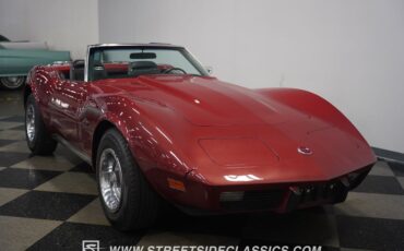 Unknown-Corvette-1975-Dark-Red-Metallic-Black-24