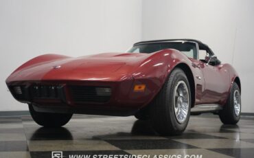 Unknown-Corvette-1975-Dark-Red-Metallic-Black-29