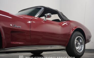 Unknown-Corvette-1975-Dark-Red-Metallic-Black-30
