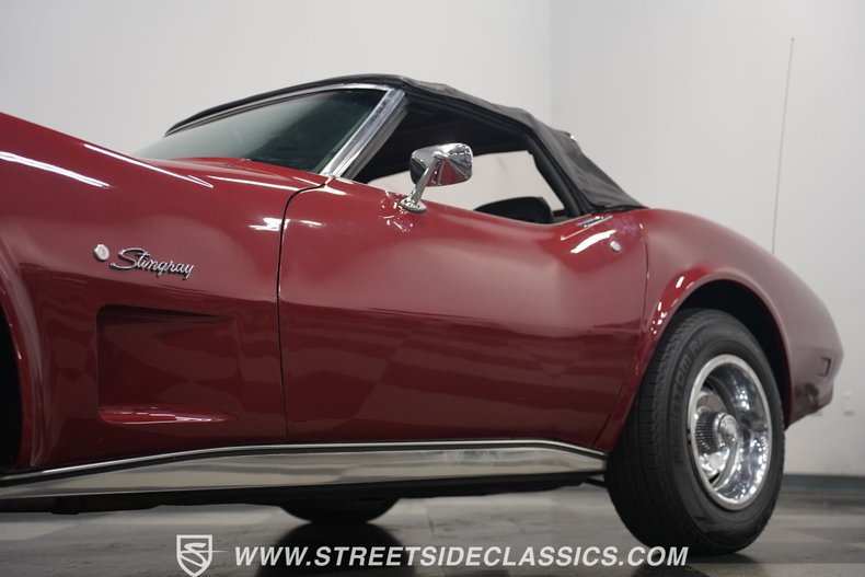 Unknown-Corvette-1975-Dark-Red-Metallic-Black-30