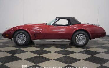 Unknown-Corvette-1975-Dark-Red-Metallic-Black