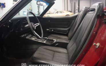 Unknown-Corvette-1975-Dark-Red-Metallic-Black-47