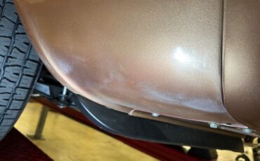 Unknown-Corvette-1975-Medium-Saddle-Metall-Medium-Saddle-26