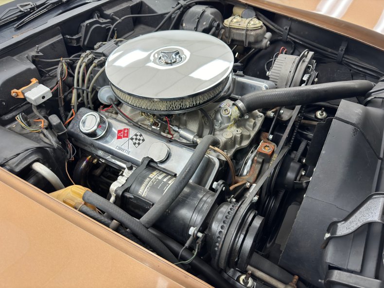 Unknown-Corvette-1975-Medium-Saddle-Metall-Medium-Saddle-31