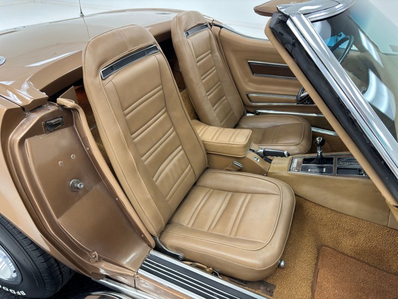 Unknown-Corvette-1975-Medium-Saddle-Metall-Medium-Saddle-38