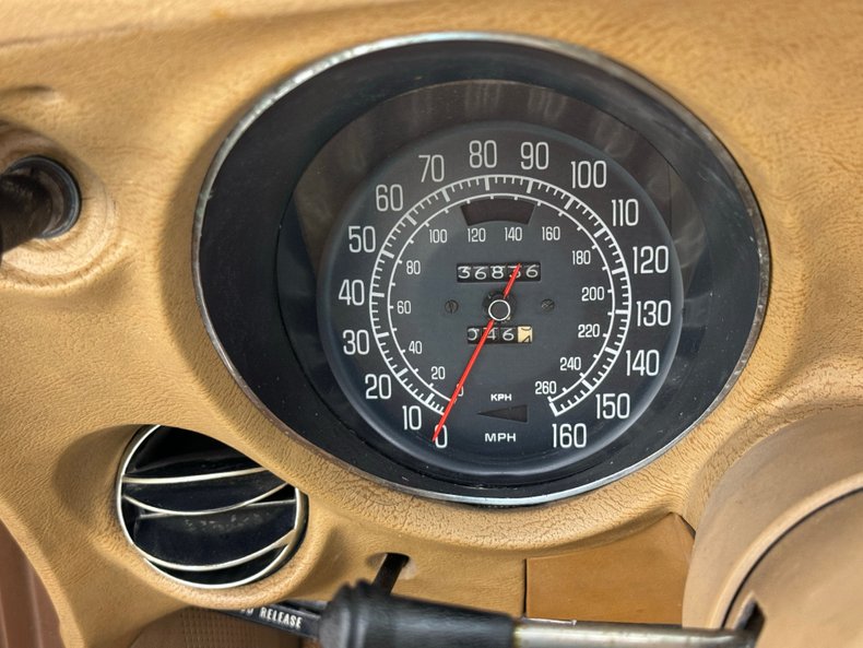 Unknown-Corvette-1975-Medium-Saddle-Metall-Medium-Saddle-43