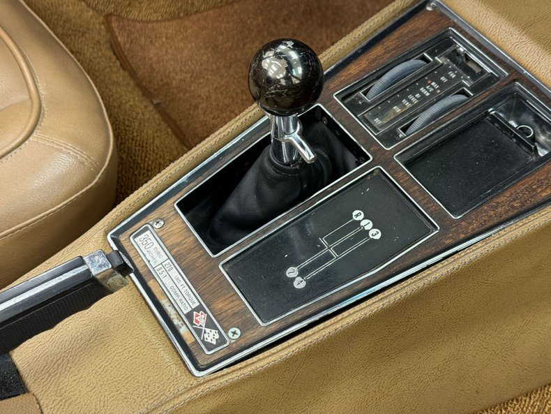 Unknown-Corvette-1975-Medium-Saddle-Metall-Medium-Saddle-47